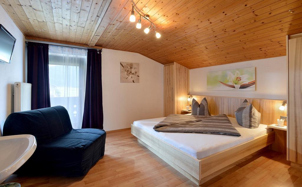 Haus Bianca Apartment ชตุมม์ ภายนอก รูปภาพ