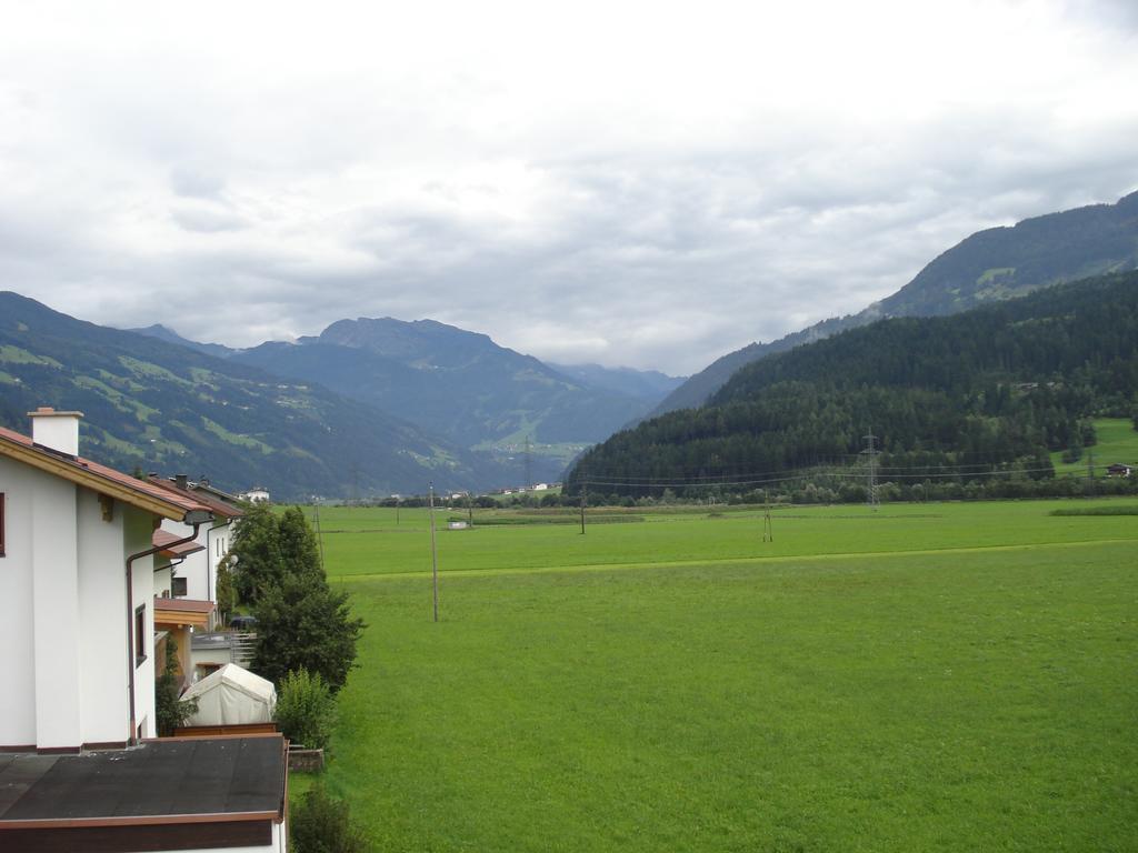 Haus Bianca Apartment ชตุมม์ ภายนอก รูปภาพ