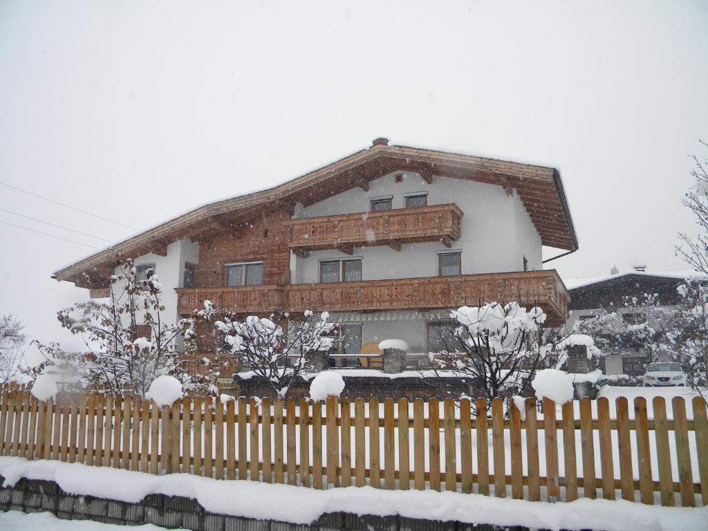 Haus Bianca Apartment ชตุมม์ ภายนอก รูปภาพ